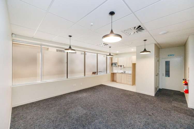4 Broadway Avenue City Centre_13