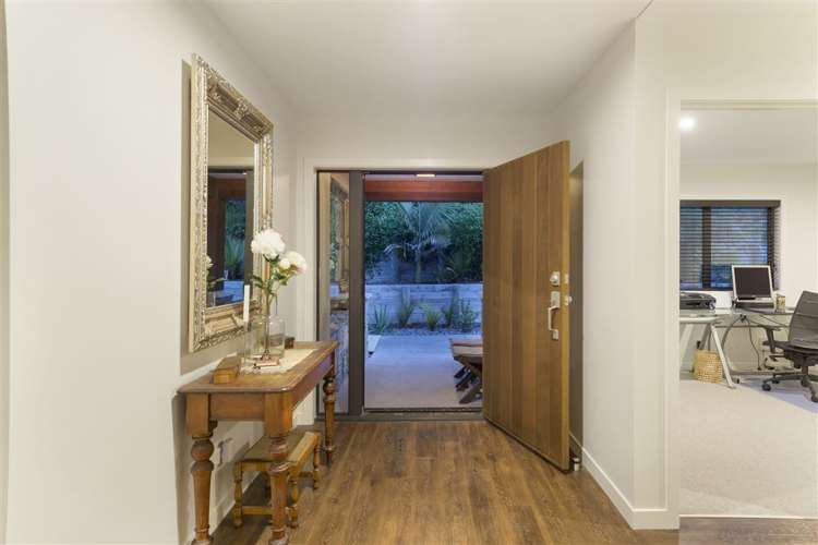 10 Orakei Place Welcome Bay_13