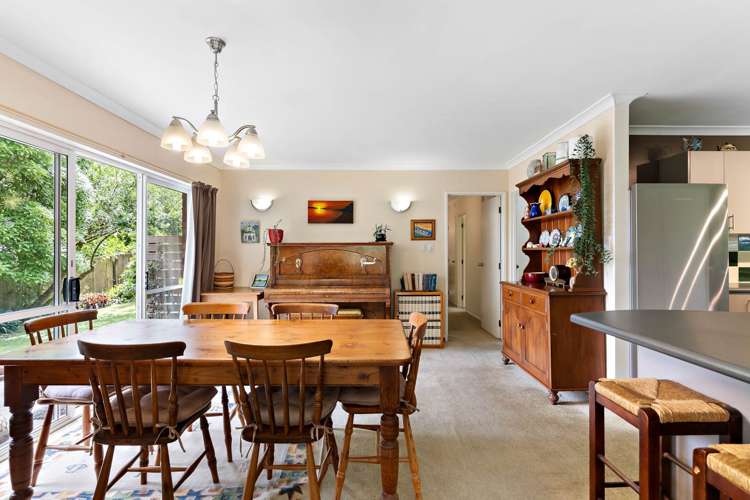 109a Glengarry Road Glen Eden_7