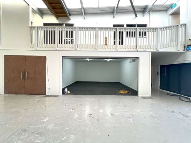 Unit 5/9 Orbit Drive Rosedale_4