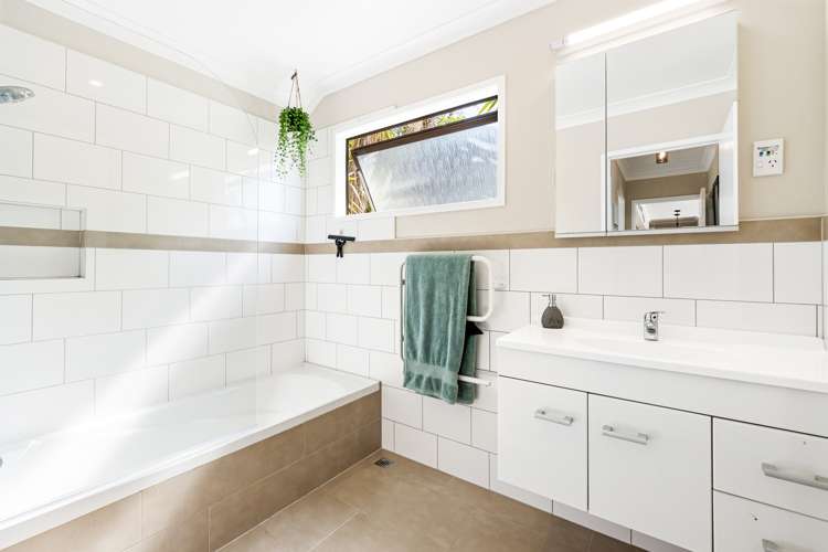 5 Lorena Place West Harbour_16