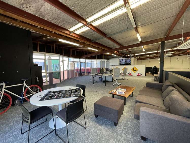 Unit D/4-6 Link Drive Wairau Valley_5