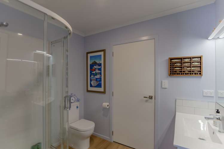 50/36 Henry Russell Estate Waipukurau and Surrounds_10