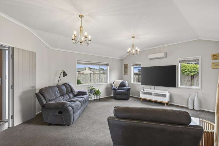 2 Oakwood Drive Highlands Park_14