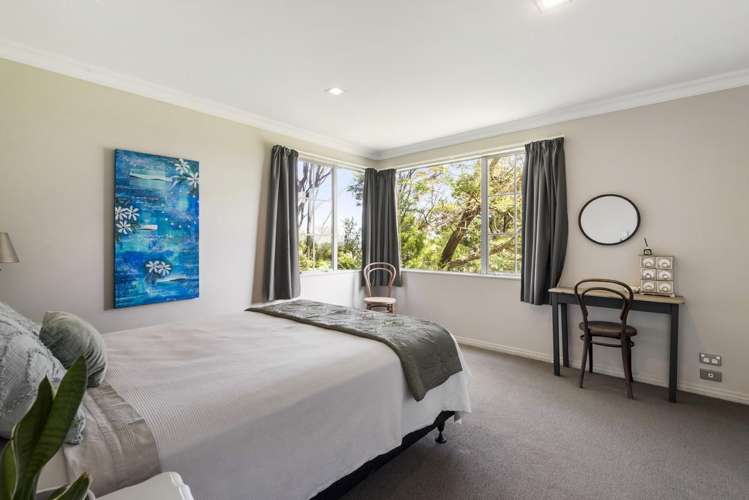 5 Chatham Avenue Paremoremo_24