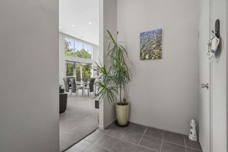 10 Beach Street Sandspit_6