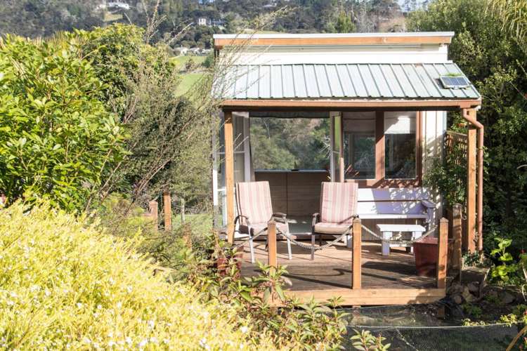 19 Manuka Grove Helensville_14