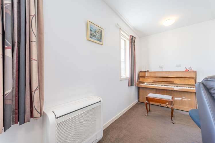 26 Dobson Street_5