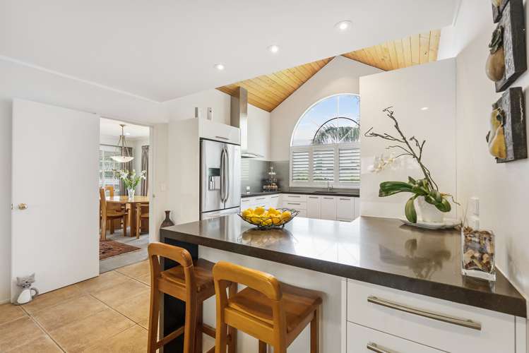 108 Frederick Street Hillsborough_10