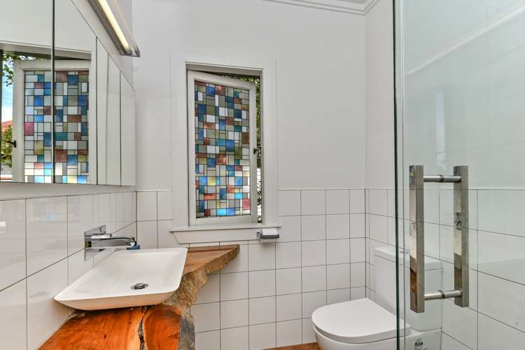 6 Creamer Avenue Belmont_11