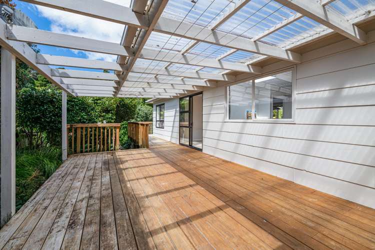 32 Foster Avenue Huia_21