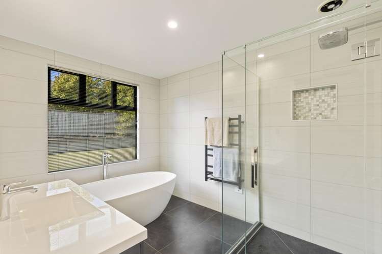 49 Shelter Grove Frankleigh Park_23