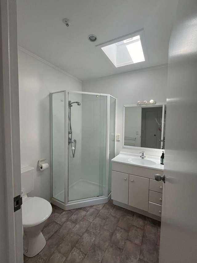 20/8 Girton Terrace Mount Cook_4