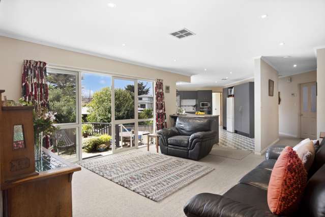 23 Renown Road Raumati South_1