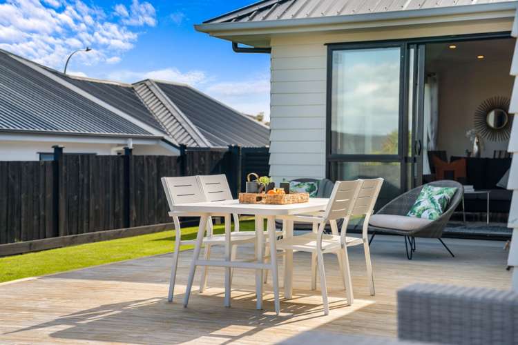 61 Eighth View Avenue Beachlands_13