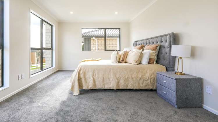 8 Tullymore Drive Flat Bush_9
