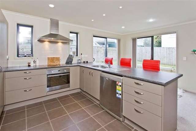 1a Crompton Road Massey_4