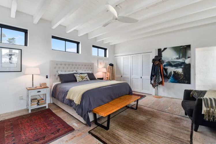 2/25a Lake Road Devonport_12