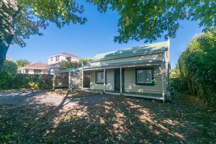 15 Bollard Avenue 1733_15