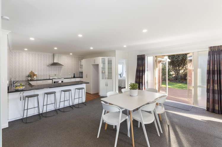 25 Bideford Place Dallington_1