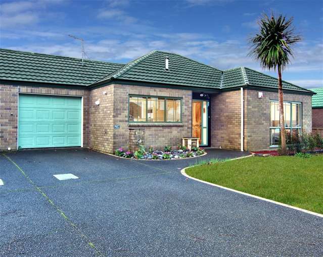 8 Craiburn Street Ranui_3