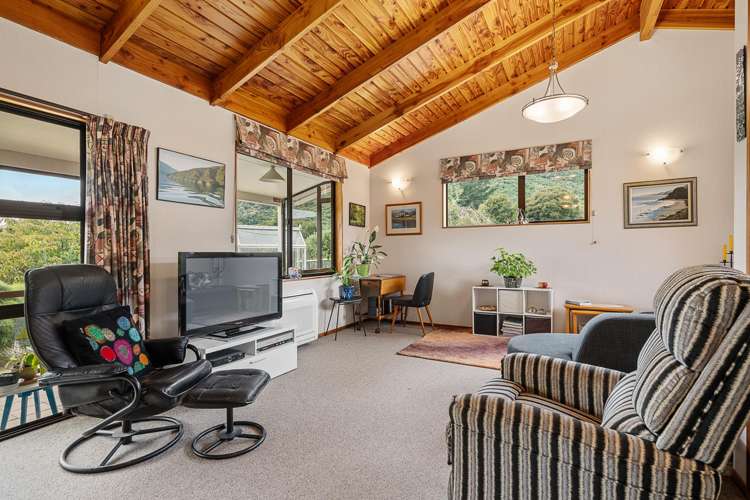 106 Moana View Road Waikawa_9