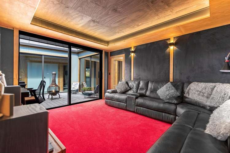 11 Cunninghams Drive Jacks Point_18