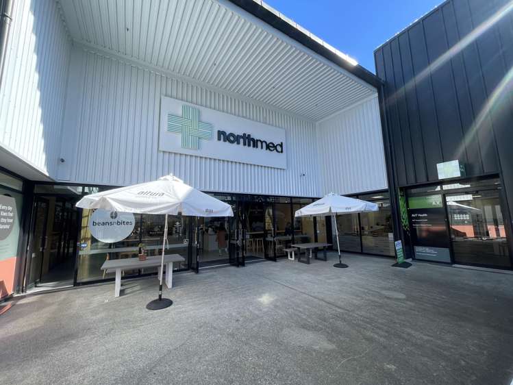 3 Akoranga Drive Northcote_13