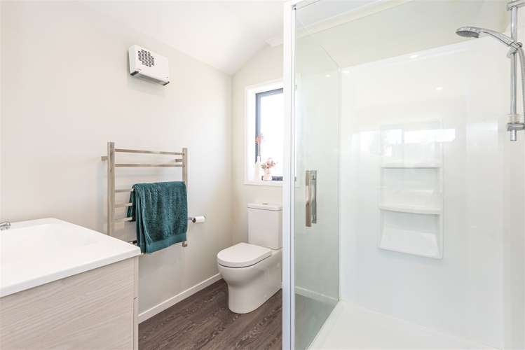 6 Hosta Lane Wigram_13