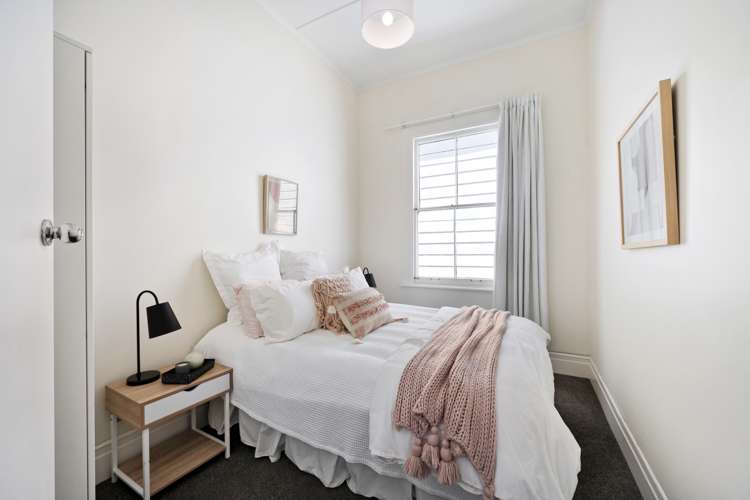 29 Nairn Street Mount Cook_6