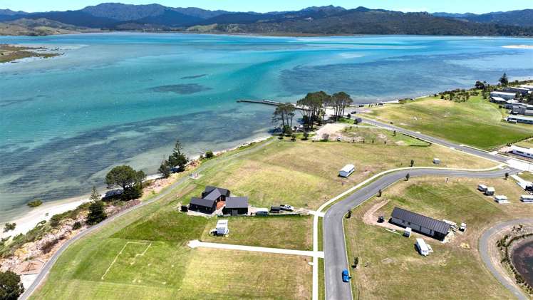 26 Taniwha Place Matarangi_9