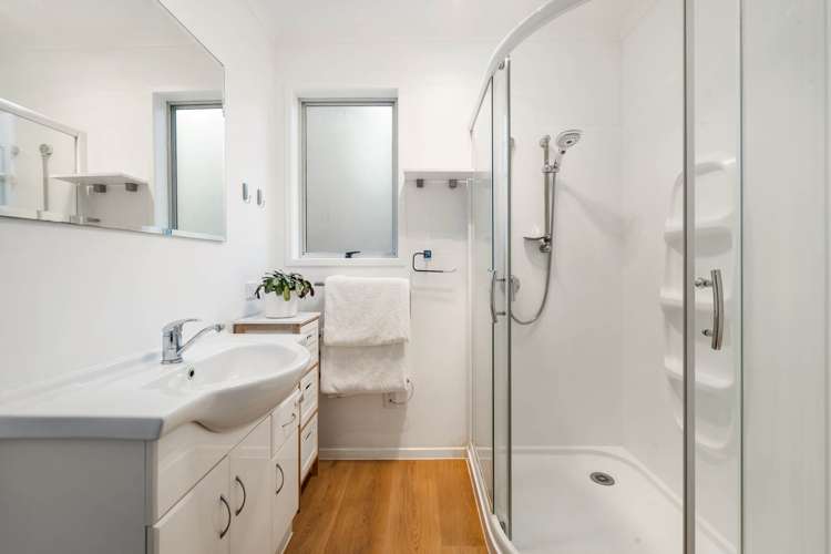 34 Reelick Avenue Pakuranga Heights_17
