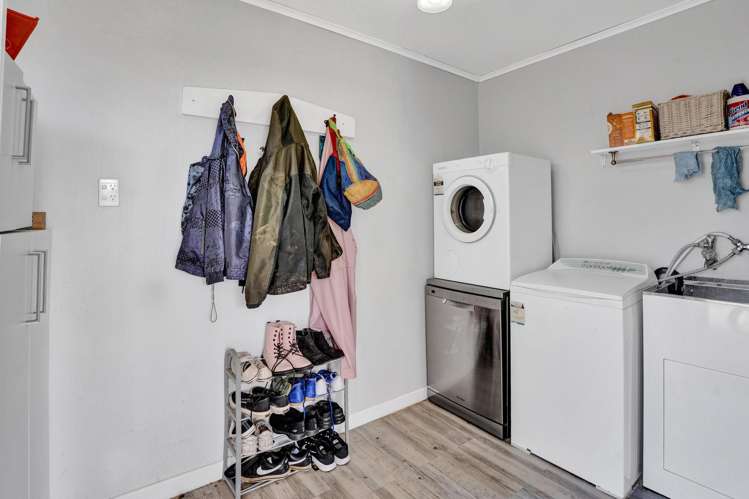 6 Kowhai Street Inglewood_15