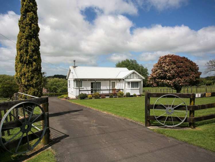 16 Laxon Road Whatawhata_1