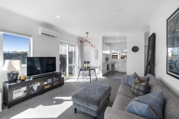 12 Parbhubhai Makan Lane Wai O Taiki Bay_11