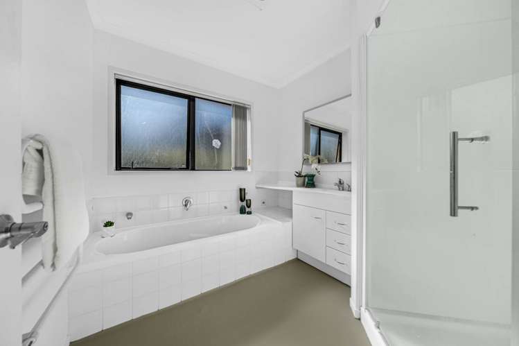 115 Bushlands Park Drive Albany_10