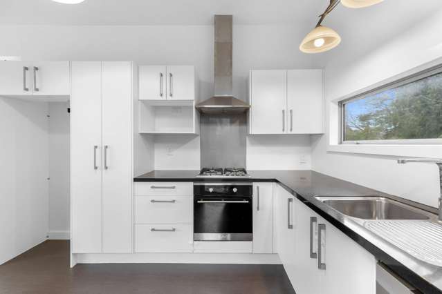 2/49B Lancaster Road Beach Haven_2