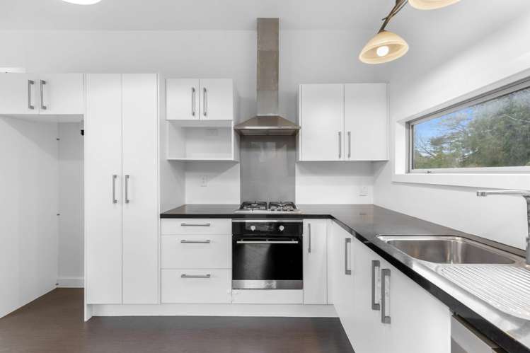 2/49B Lancaster Road Beach Haven_2