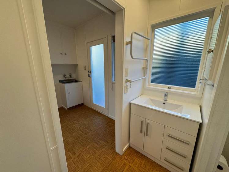 2/406 Trafalgar Street Nelson South_9