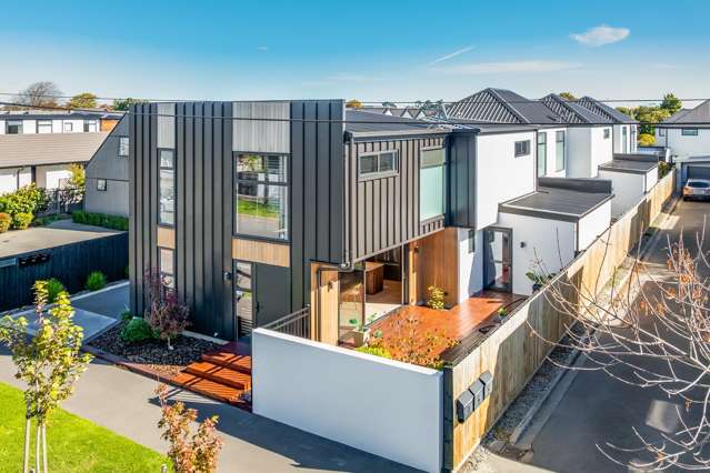 Standalone with Double Garage - A Must See!