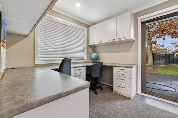 44 Tulip Drive Cambridge_13