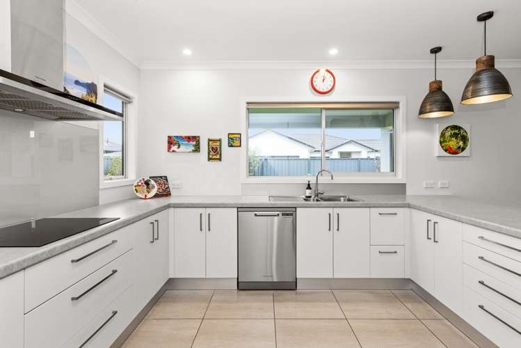 9 Wanaka Place Poraiti_4