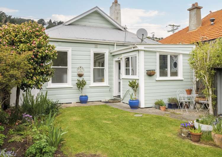 379 North Road North East Valley_7