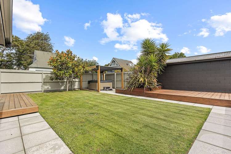 6 Cotswold Avenue Bishopdale_15