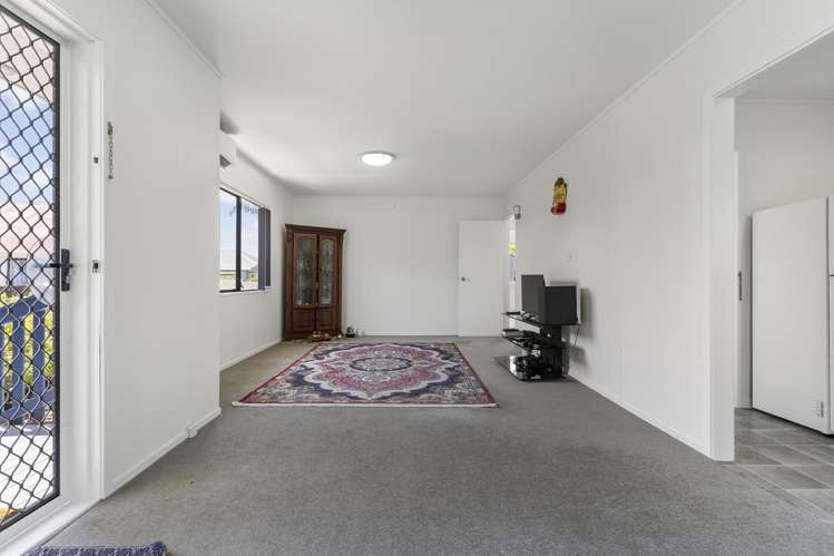 3/26 Queen Mary Avenue New Lynn_2