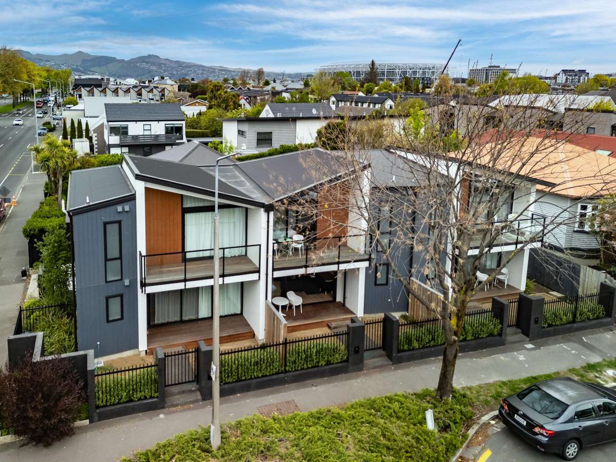 200 Chester Street East_0
