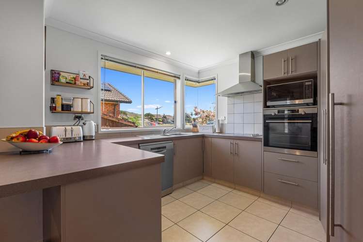 33 Seabreeze Place Papamoa_1