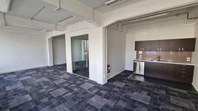 2B/15 College Street Te Aro_1