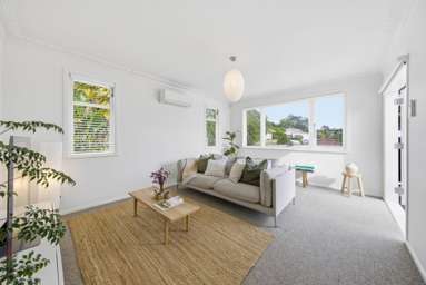 2/8 Arahoe Road_3