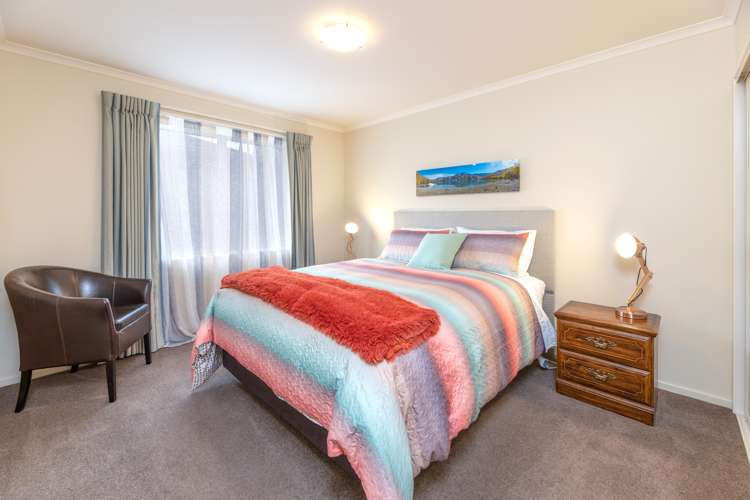 8 Staveley Street Avonhead_11